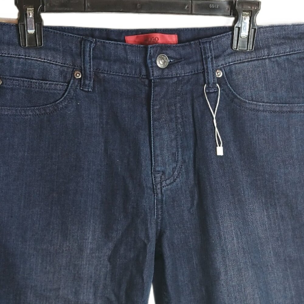 Hugo Boss Straight Fit Denim Shorts Mens Dark Wash Mid Rise Bermuda Shorts New - Picture 4 of 5